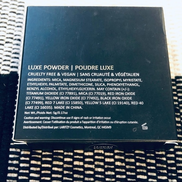 Laritzy Highlighter & Long Lasting Lipstick Bundle Set - Picture 8 of 9